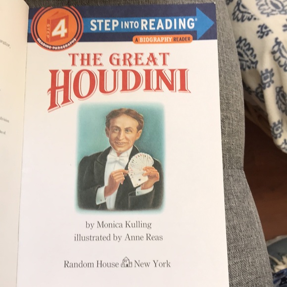 COPY - 🎁5/$10 Sale🎁 Step 4 The Great Houdini by Monica Kulling - Picture 6 of 6